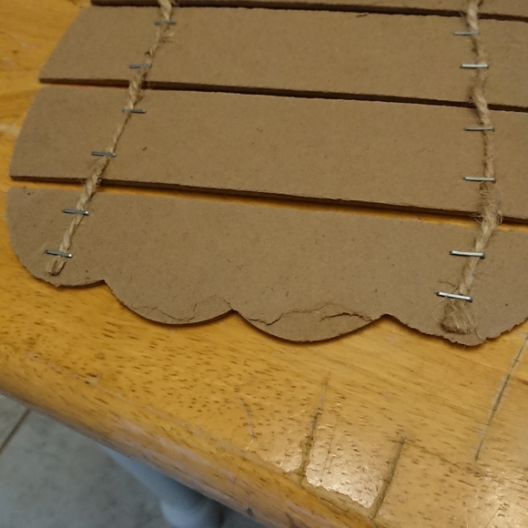 Pumpkin Shaped Door Hanger For Autumn - Picture 10 of 10